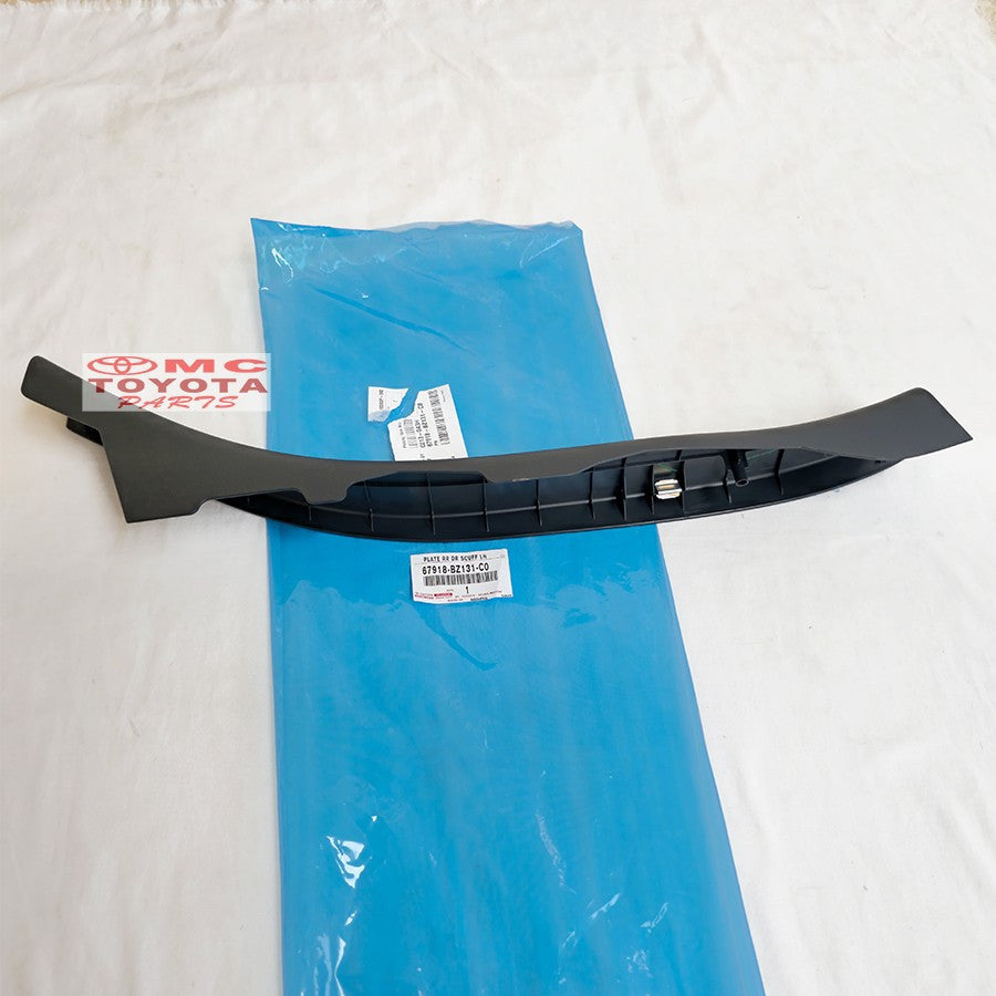 SillPlate Sil Plate Cover Body Plat Scuff Belakang Samping kanan Kiri Agya Ayla Original 67917-BZ131-C0 67918-BZ131-C0