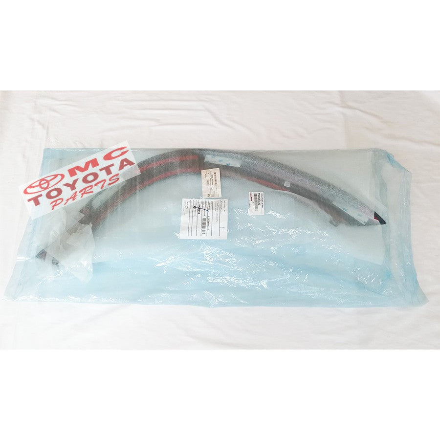 Moulding Extension Molding Bumper Sub Assy Depan Kanan Toyota Innova Original 75605-VT020