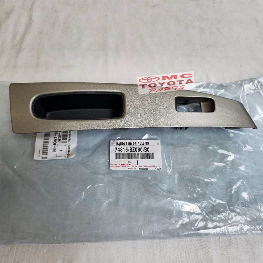 Handle Tarikan Pintu Dalam Panel Power Window Pintu Belakang Tengah Kanan Kiri Agya Ayla Original 74815-BZ060-B0 74816-BZ050-B0