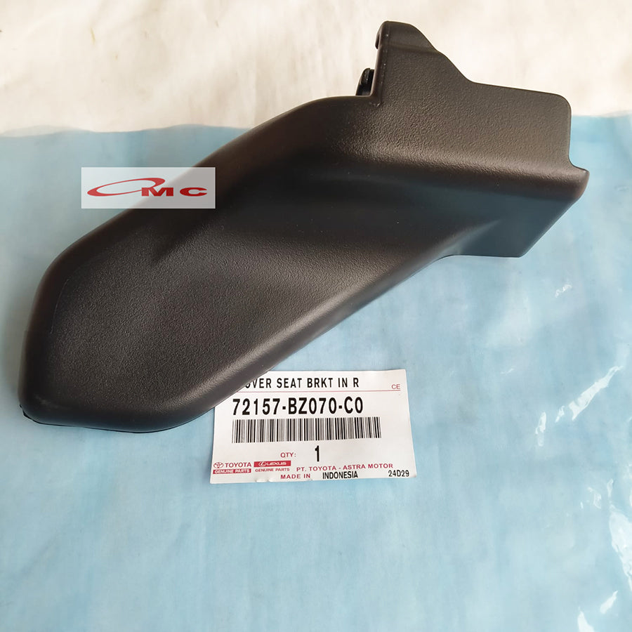 Cover Tutup Kaki Jok Bangku Depan Bagian Belakang All New Rush Terios 2017-2020 F800 72157-BZ070-C0 72158-BZ060-C0