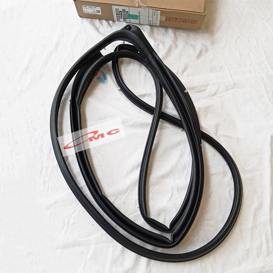 Karet Pintu Depan Kanan Daihatsu Gran Max Pick Up Luxio Minibus Lite Ace Original 67862-BZ060-001