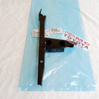 Tiang Lock Kap Motor Avanza Xenia Lama 2006-2011 Original 53208-BZ060