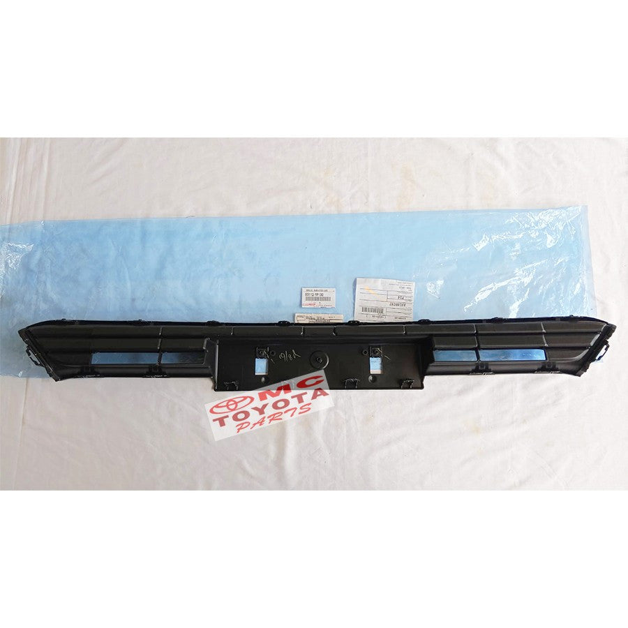 Grill Grille Bumper Ram Bemper Depan Bawah Innova Reborn 2020/2021 Original 53112-YP130