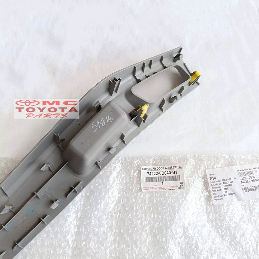 Cover Armrest Sandaran Tangan Pintu Depan Kiri Yaris 74222-0D040-B1