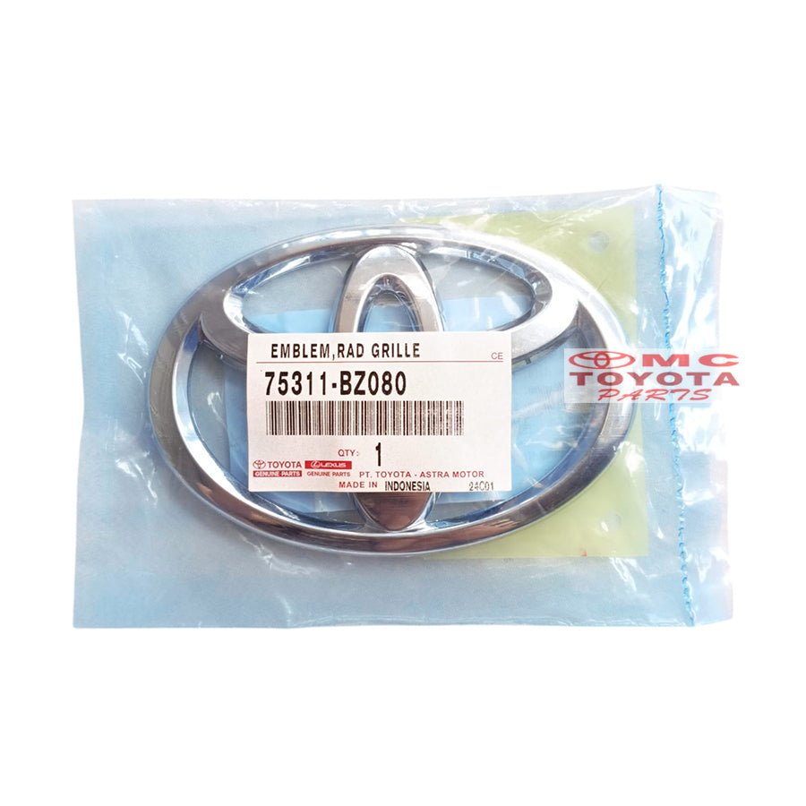 Emblem Logo Chrome Depan Grill Grille Radiator Original Toyota Avanza Rush Emblem Logo Pintu Bagasi Toyota Veloz 2021 Up 75311-BZ080 Emblem Radiator Depan Emblem Depan Radiator Sticker Stiker