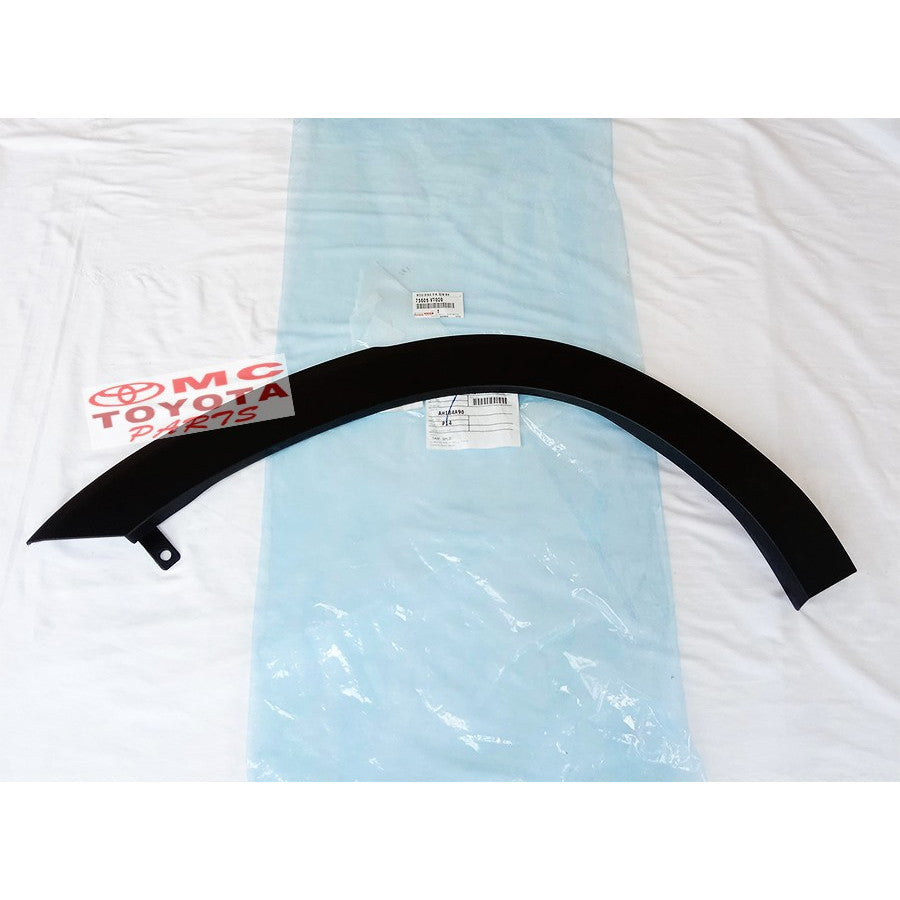 Moulding Extension Molding Bumper Sub Assy Depan Kanan Toyota Innova Original 75605-VT020