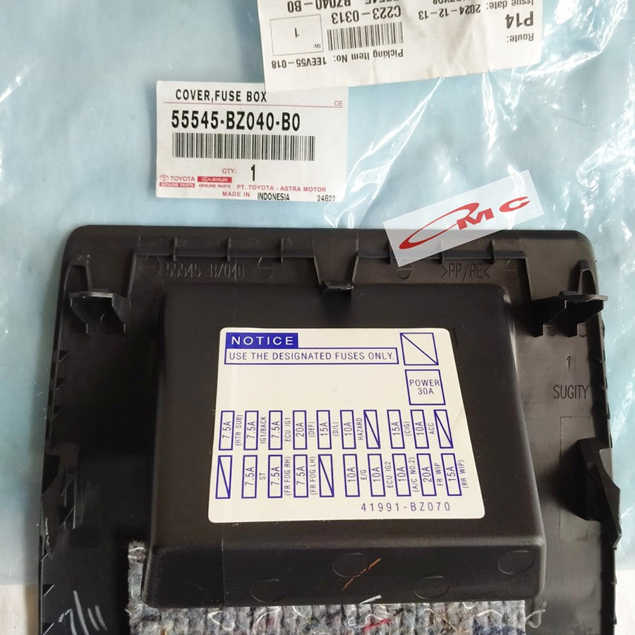 Cover Tutup Box Sekring Dashboard All New Avanza Xenia Veloz Original 55545-BZ040-B0 55545-BZ040-E0 Cover Fuse Box yang di Dashboard Cover Tutup Fuse Box Sekring Sekering Sikring Dasboard