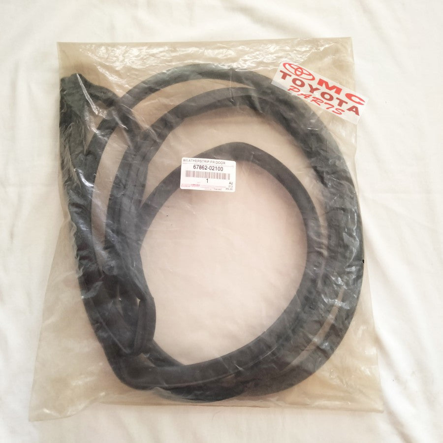 Karet Pintu Depan Kanan Kiri Corolla Altis Old 2001-2007 Original Toyota 67861-02100 67862-02100
