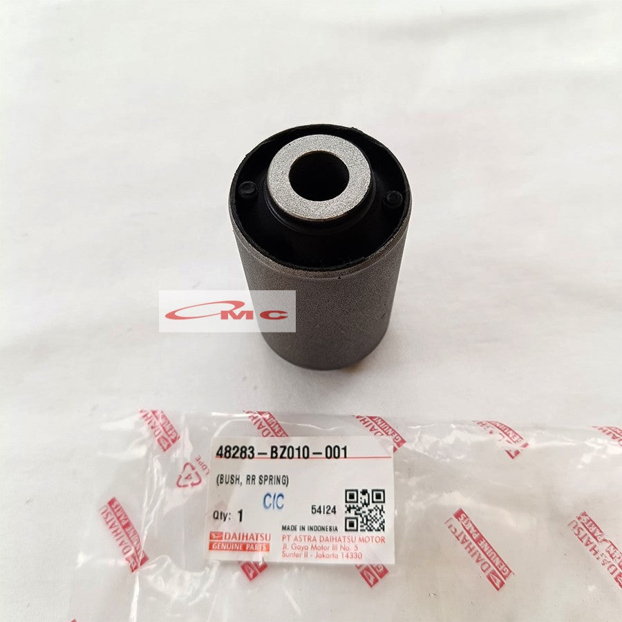 Bushing Spring Bush Arm Bosh Per Belakang Bagian Depan Original Daihatsu Gran Max Pick Up 48283-BZ010-001 Bos Per Daun Besi Granmax Grandmax Grand Max