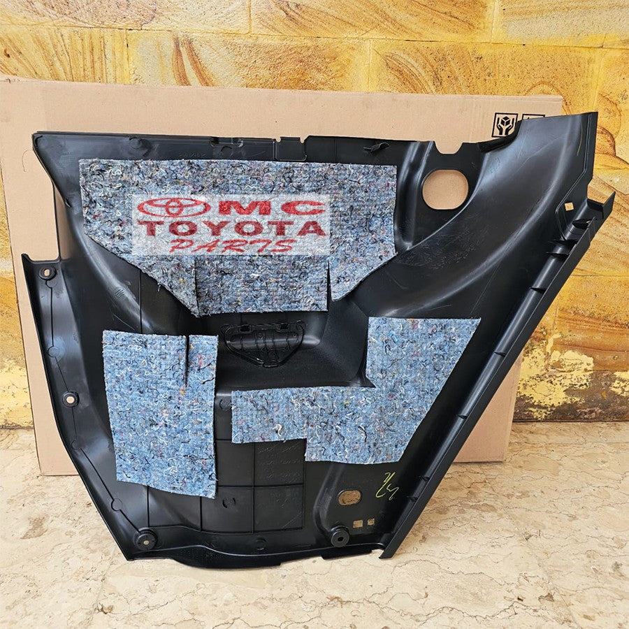 Panel Board Assy Deck Door Trim Doortrim Quarter Belakang Samping Bagasi Agya Ayla 2012-2017 Kiri kanan Original 64740-BZ150-B0 64730-BZ150-B0