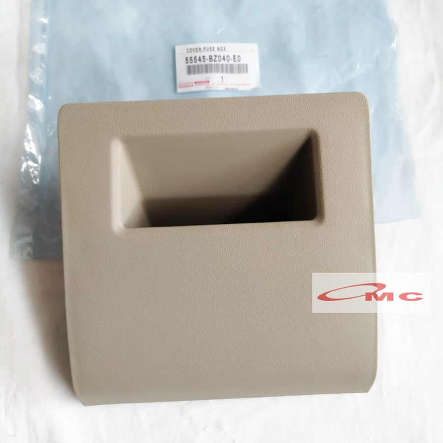 Cover Tutup Box Sekring Dashboard All New Avanza Xenia Veloz Original 55545-BZ040-B0 55545-BZ040-E0 Cover Fuse Box yang di Dashboard Cover Tutup Fuse Box Sekring Sekering Sikring Dasboard