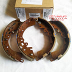 Brake Shoe Kampas Rem Belakang Original Toyota Innova Reborn 04495-0K140