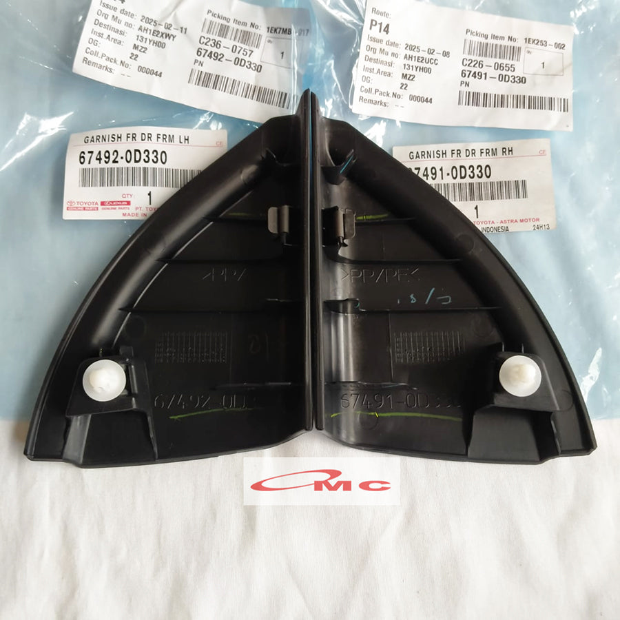 Garnish Cover Segitiga Dalam Spion Depan Kanan kiri All new Yaris Vios 2018-Up 67491-0D330 67492-0D330 Original Toyota