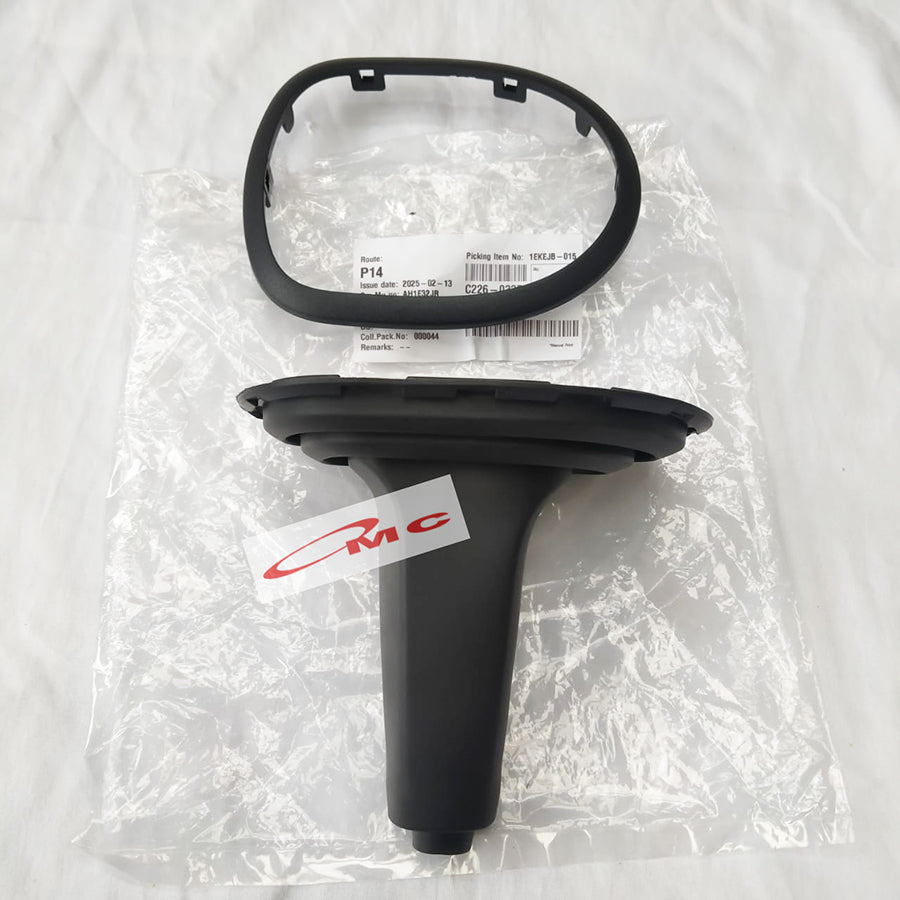 Karet Booth Cover Tongkat Persneling + Bazel Frame Panel Toyota Yaris Bakpao 2006-2013 Orisinil 58808-52060-B1 Bezel + Karet Booth Persneling