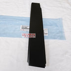 Moulding Cover Rangka Bingkai Kaca Pintu Tengah Bagian Depan Kanan Kiri Toyota Sienta 2016-2022 Original 75761-0D060 / 75762-0D060