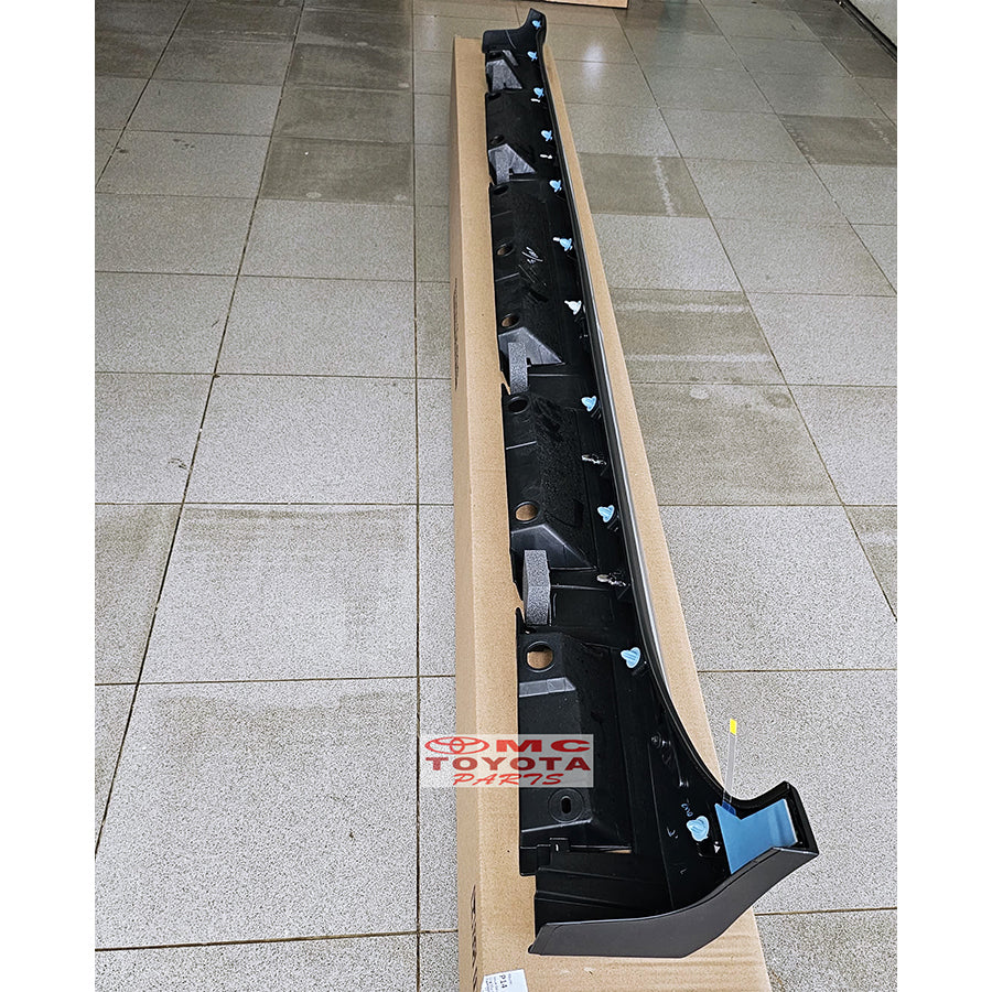 Moulding Rock Panel Cover Side Skrit Bodykit Sisi Bawah Pintu Kanan Kiri All New Innova Venturer Reborn Facelift 2016-2023 original Toyota 75850-YP010 75860-YP010