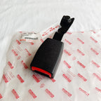 Colokan Safety Belt / Seat Belt Kanan Cream Hitam Avanza Original Daihatsu 73230-BZ010-E01 73230-BZ010-B01
