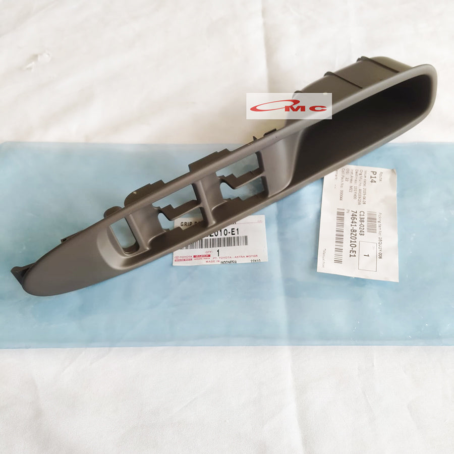 Tarikan Pintu Panel Saklar Switch Power Window Depan Belakang Avanza Xenia Lama 2003-2011 74641-BZ010-E1 74642-BZ010-E1
