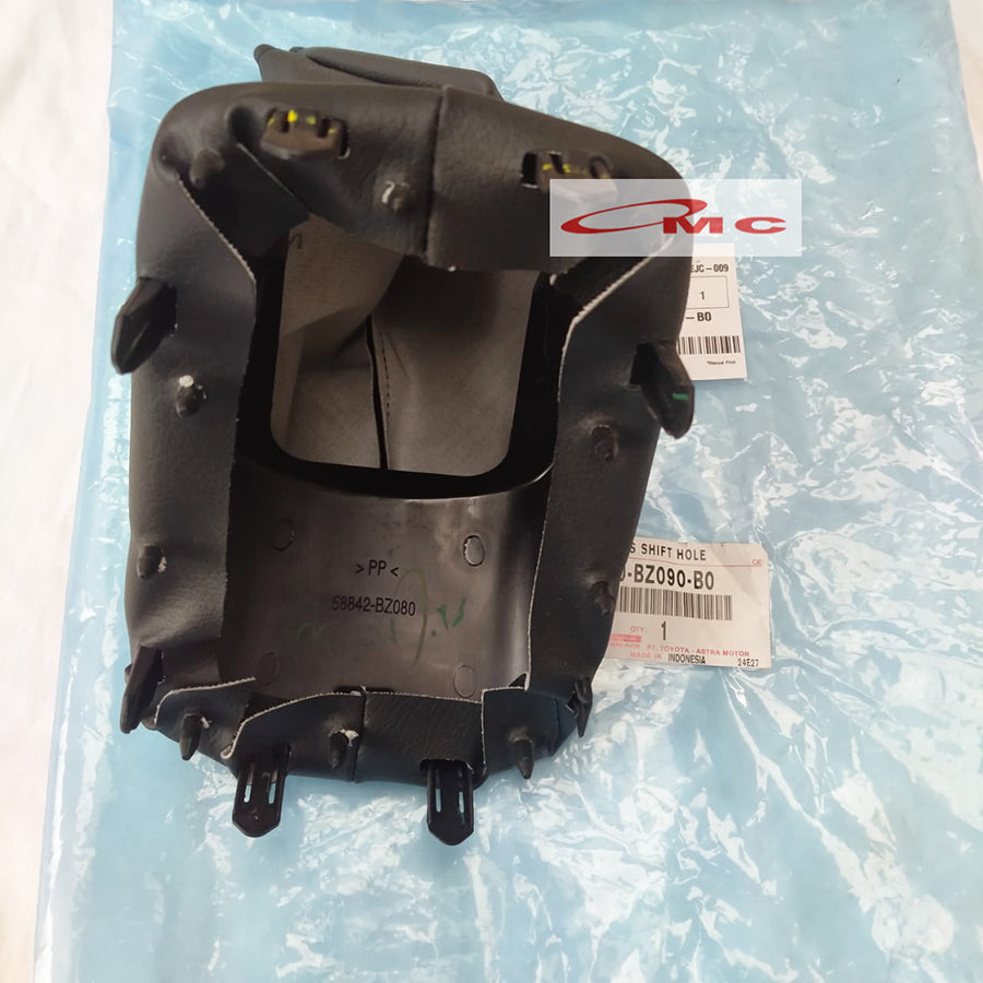 Karet Boot Cover Tongkat Persneling Toyota Agya Ayla Orisinil 58840-BZ090-B0 Karet Cover Booth Persneling