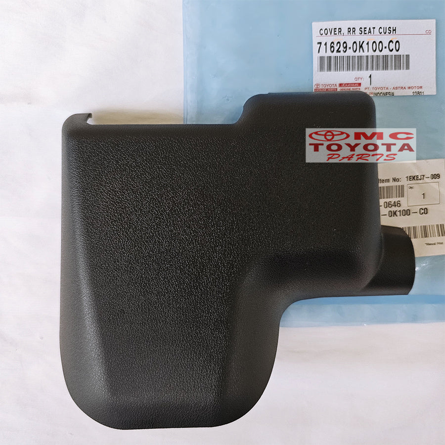 Cover tutup Dudukan Bantalan Engsel Stelan Dudukan  Kaki Jok Belakang Tengah Kanan Kiri Toyota Kijang Innova Verturer Reborn Original 71629-0K090-C0 71629-0K100-C0