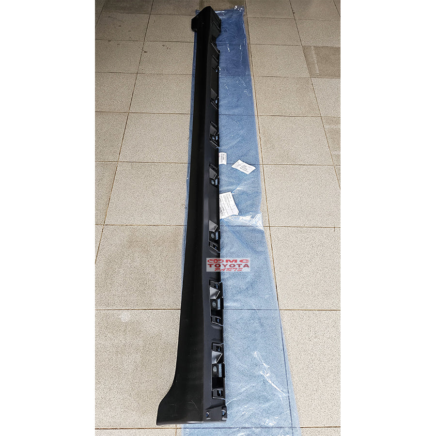 Moulding Cover Rock Panel Cover Side Skrit Bodykit Trisplang Spakbor Pelindung Lumpur Samping Sisi Bawah Pintu Kanan Kiri Kijang Innova V 2011-2016 Original Toyota 76912-0K902