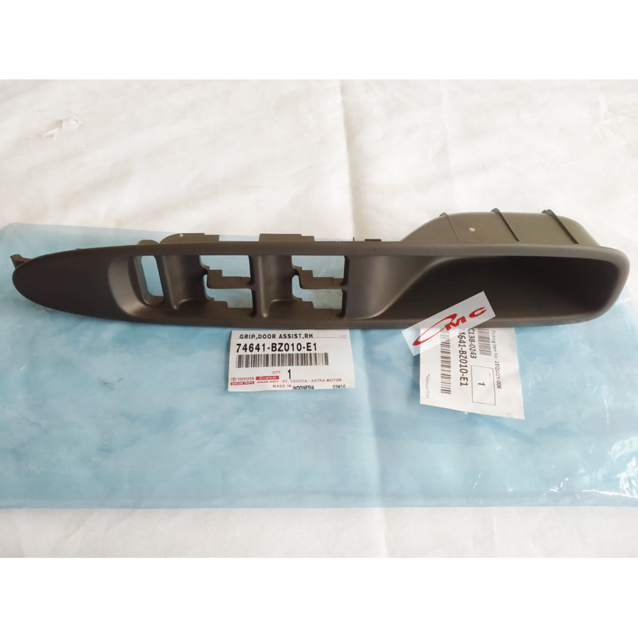 Tarikan Pintu Panel Saklar Switch Power Window Depan Belakang Avanza Xenia Lama 2003-2011 74641-BZ010-E1 74642-BZ010-E1