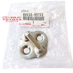 Striker Tahanan Door Lock Pintu Bagasi Kijang Kapsul Kijang Efi Krista Coaster Original Toyota 69430-95702 Striker Bagasi Besi Pengait Lock Bagasi Belakang Stiker Striker Door Lock Doorlock Bagasi Ori