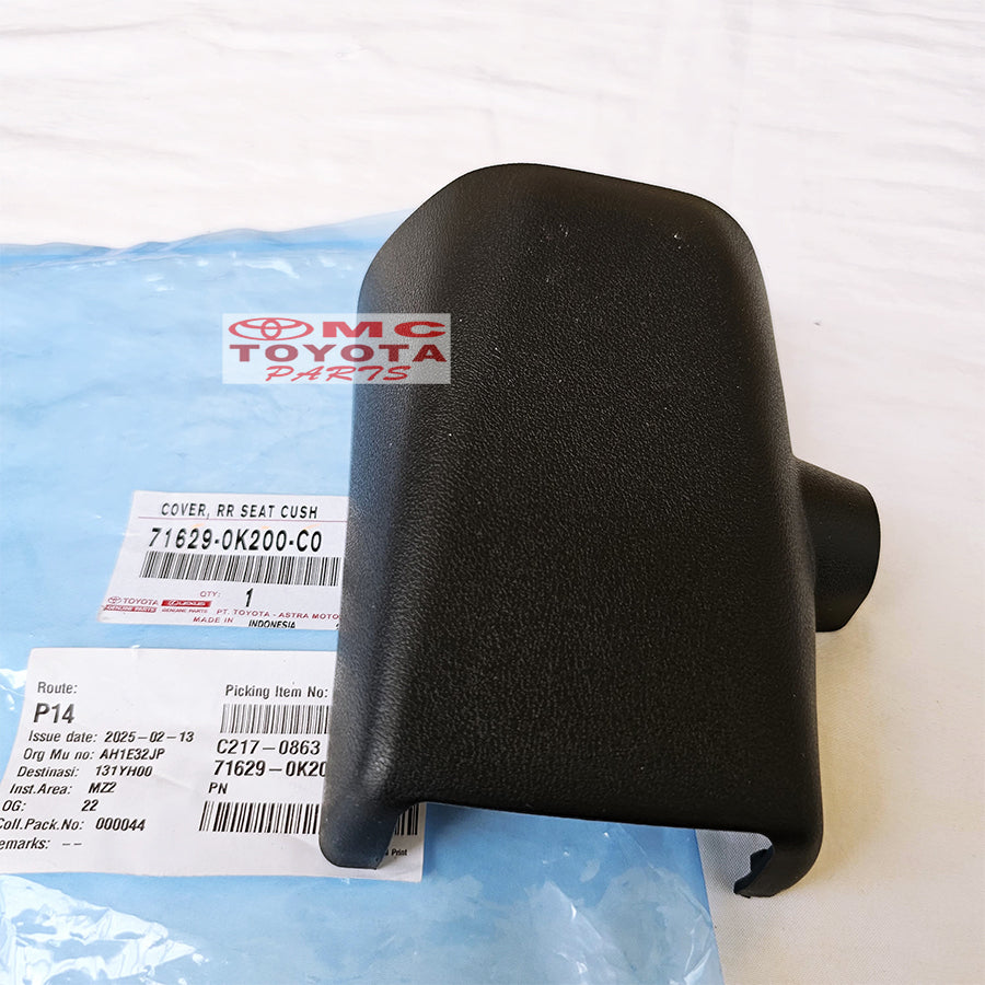 Cover tutup Dudukan Bantalan Engsel Kaki Jok Belakang Tengah Kanan Kiri Fortuner VRZ Kijang Innova Verturer Reborn Original Toyota 71629-0K080-C0 71629-0K200-C0