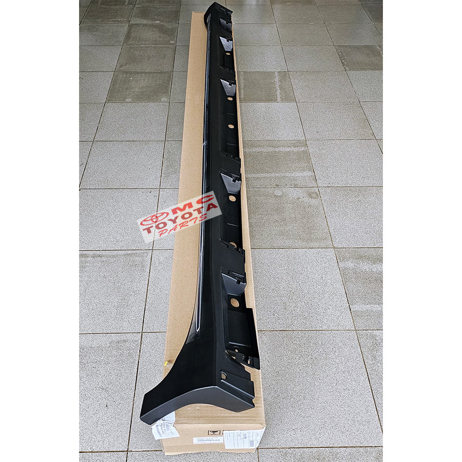 Moulding Rock Panel Cover Side Skrit Bodykit Sisi Bawah Pintu Kanan Kiri All New Innova Venturer Reborn Facelift 2016-2023 original Toyota 75850-YP010 75860-YP010