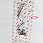 Engsel Hinge Sub Assy Kap Cup Motor Mesin Kanan Kiri Gran Max Luxio 53401-BZ030-001 53402-BZ030-001 Original