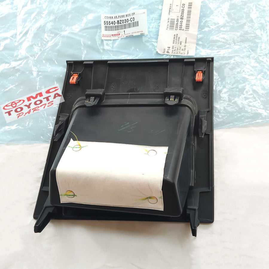 Cover box Fuse Sekring Bagian Bawah Dashboard Terios Rush Original 55540-BZ030-C0
