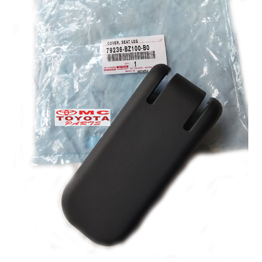 Cover Tutup Bawah kaki Jok Belakang baris ke 3 Calya Sigra original 79236-BZ100-B0