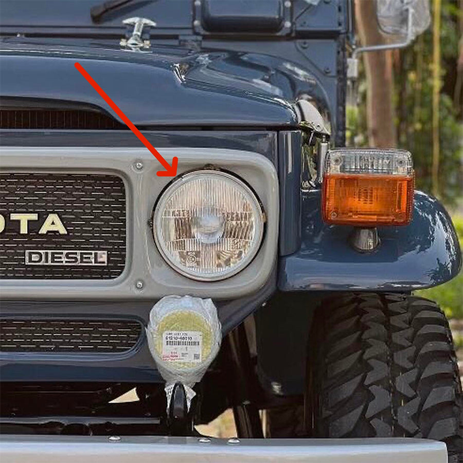 Ring Lampu Besar Hardtop FJ40 BJ40 Ori Orisinil 81111-89117 Ring Sealed Beam Retaining Cincin Lampu Depan Utama List Penahan Lampu Headlamp Toyota Land Cruiser Landcruiser Hardtop FJ BJ Original