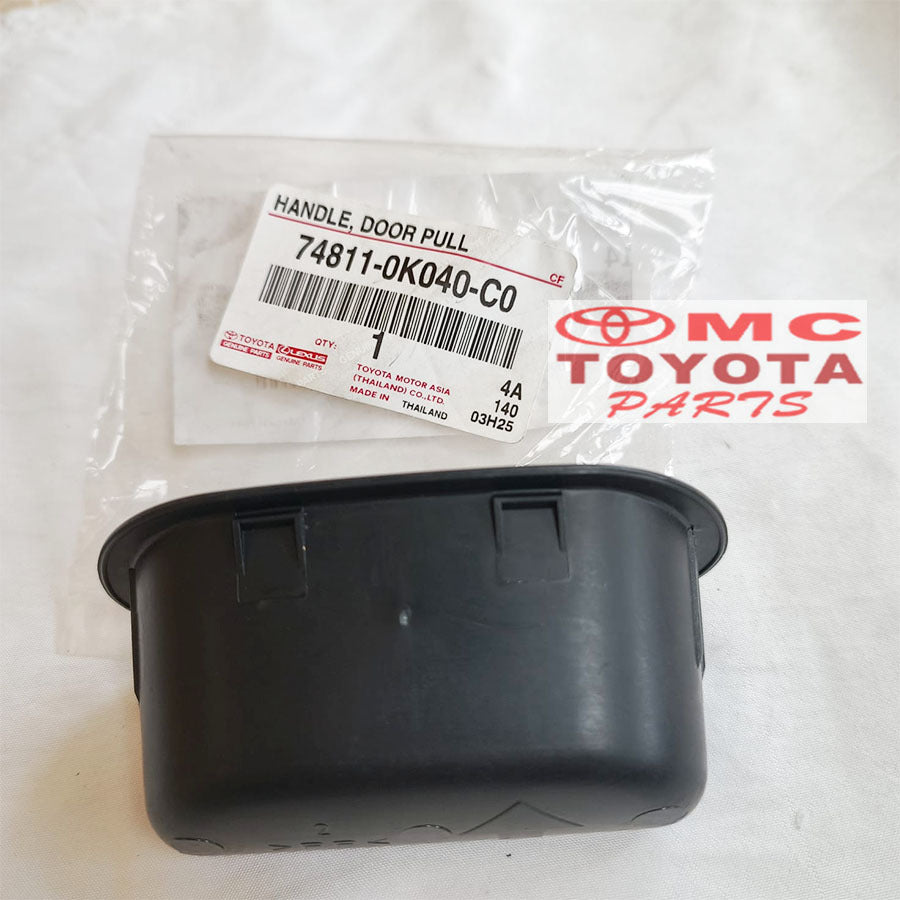 Cover Pull Pocket Handle Dalam Tarikan Bagasi Innova  Reborn Innova Zenix Original 74811-0K040-C0