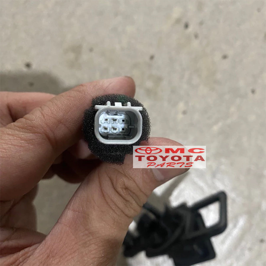 Kamera Mundur Innova Reborn Type V Fortuner GR Sport 2021 Up Original Toyota P5634-0KA0Z Kamera Parkir Belakang Back Camera Unit