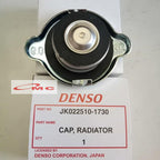 Tutup Cap Radiator Besar 0.9 Universal L300D Panther Old Fuso Hino Truk Colt Diesel Original Denso 022510-1730 Cap Tutup Radiator Cap Big Kap Radiator Model Karet JK022510-1730 Ori