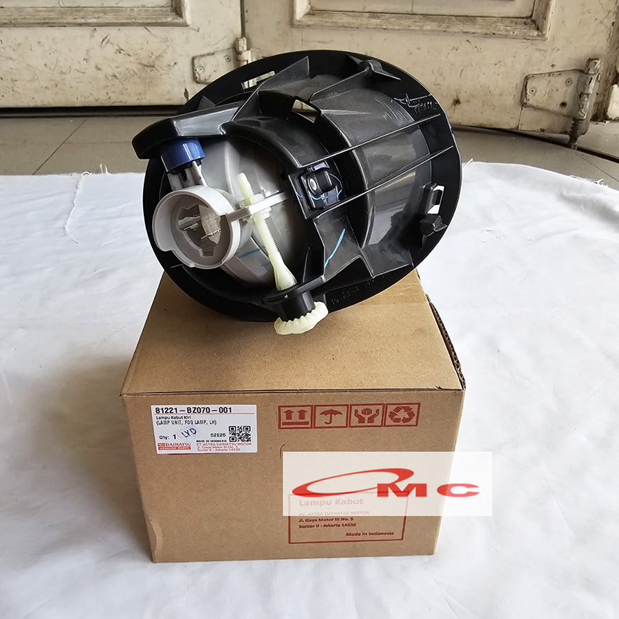 Lampu Fog Lamp Kabut Depan Kanan Kiri Original Daihatsu Ayla 1000cc 2013-2017 81211-BZ070-001 81221-BZ070-001 Foglamp
