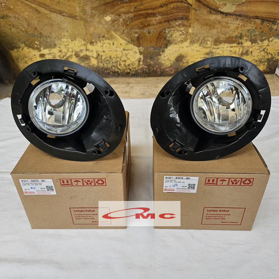 Lampu Fog Lamp Kabut Depan Kanan Kiri Original Daihatsu Ayla 1000cc 2013-2017 81211-BZ070-001 81221-BZ070-001 Foglamp