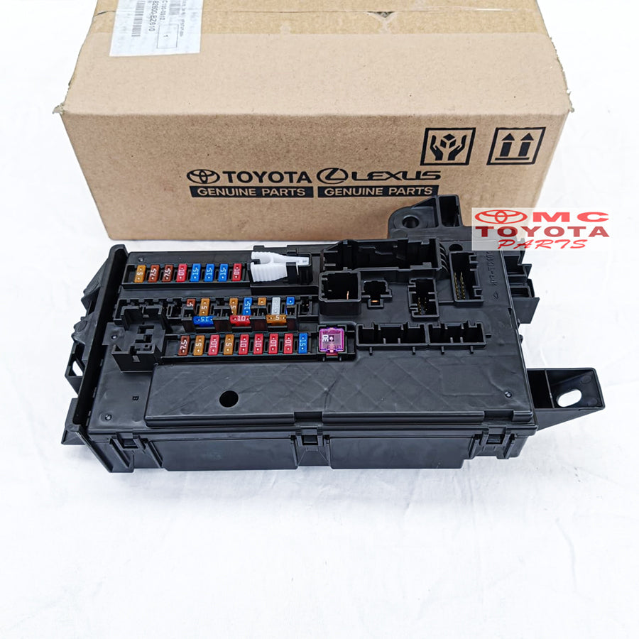 Box Sekring Agya Ayla 1.2 1200cc Kode D-D Original 82600-BZ610 Fuse Box Sekring Sikring BCM Rumah Box Sekring Bok Skring