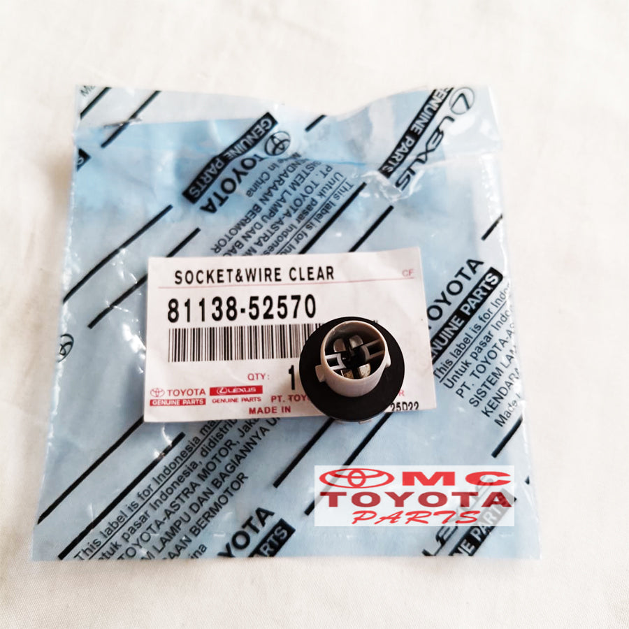 Soket Lampu Senja Original Toyota Grand New Innova 2011-2016 Viting Socket Colokan Lampu Senja 81138-52570