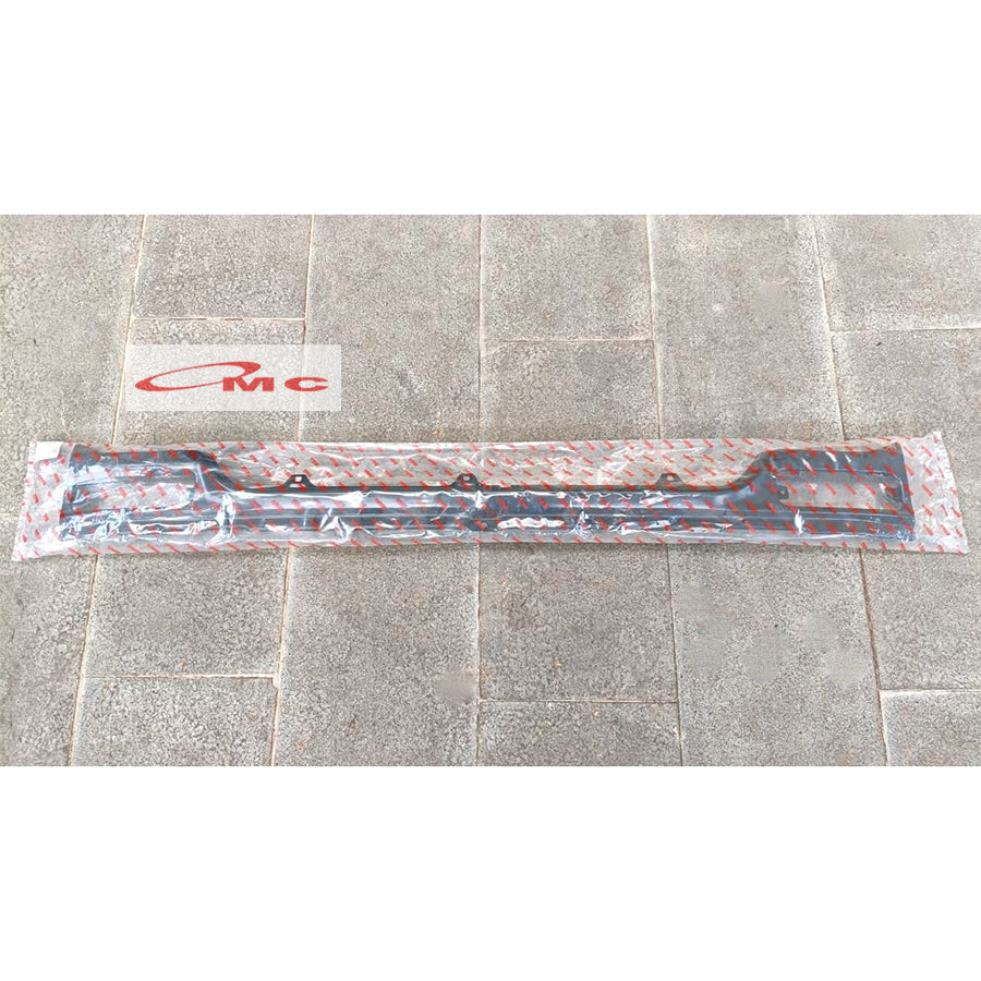 Panel Kumis Grill Plat Bawah Grill Depan Taft GT Hiline Rocky F70 F75 Original Daihatsu 53911-87609-001 Kumis Gril Grille Grill Lampu Sen Sein Panel Front Valance Ori