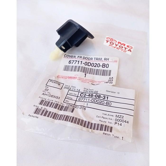Cover Door Trim Kanan Kiri Toyota Yaris Original 67711-0D020-B0 / 67712-0D020-B0 Tutup Cover Doortrim Dortrim