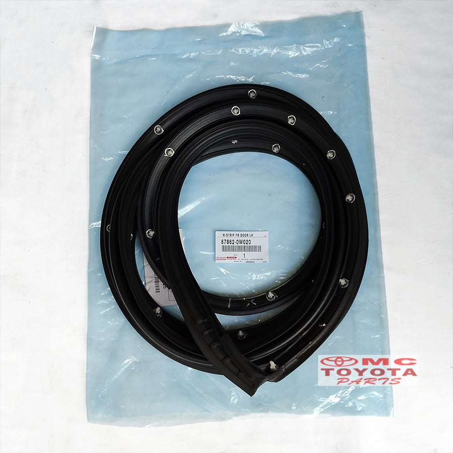 Karet Pintu Depan Kanan Kiri Dyna saurus Original 67861-0W020 67862-0W020