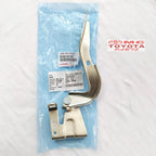 Engsel Kap Cup Motor Depan Kanan Kiri Innova Reborn Original Toyota 53410-0K180 / 53420-0K180 Engsel Kap Mesin Inova Reabon