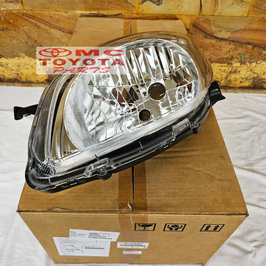 Lampu Depan Head Lamp Kanan Kiri Original Toyota Yaris 2009 2010 2011 2012 2013 81130-0D520 81170-0D520 Headlamp