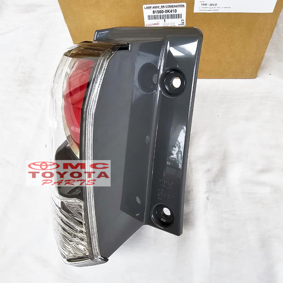 Lampu Stop Lamp Belakang Kanan Kiri Original  Toyota Fortuner VNT 2012-2015  81550-0K400 81560-0K410 Hitam