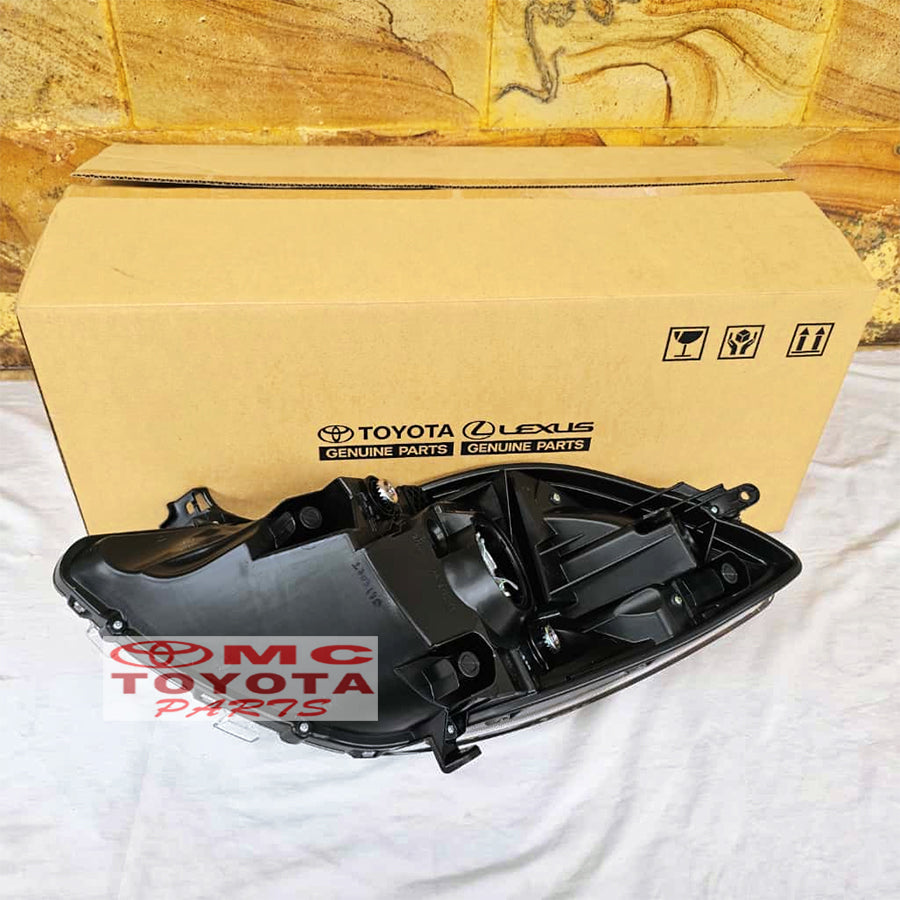 Lampu Depan Head Lamp Kanan Kiri Original Toyota Yaris 2009 2010 2011 2012 2013 81130-0D520 81170-0D520 Headlamp