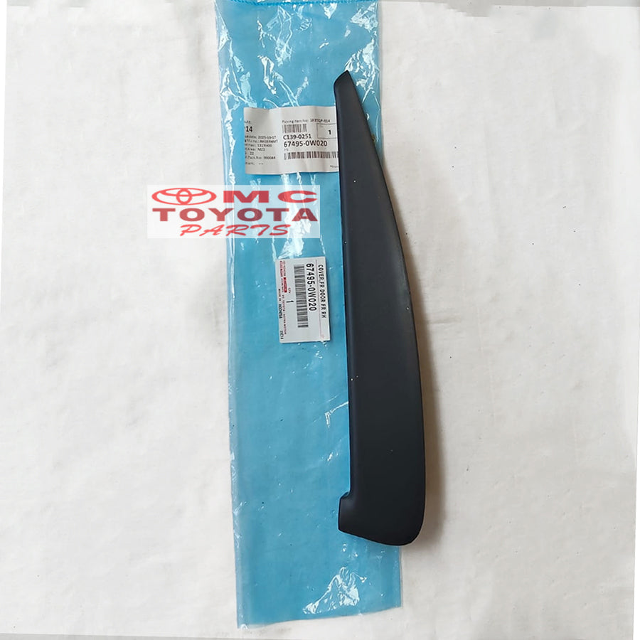 Garnis List Kaca Pintu Depan Kanan Kiri Toyota Dyna Saurus All Tipe Hino Dutro All Tipe Original 67495-0W020 67496-0W020