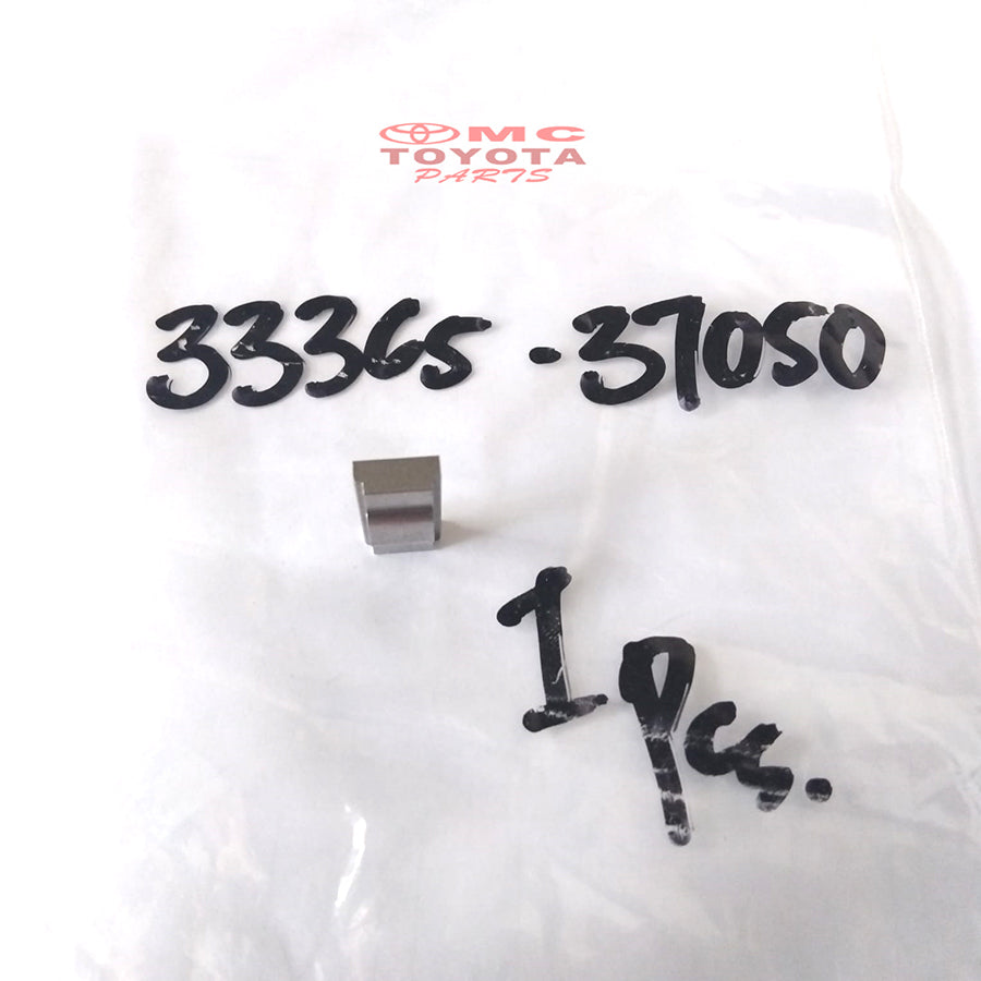 Key Sinkromis Kuku Sinkromis  Gigi 2 & Gigi 3  Toyota Dyna saurus 130HT 130XT 130LT Hino Dutro 130HT 130HD 130MD Coaster 33365-37050 Original