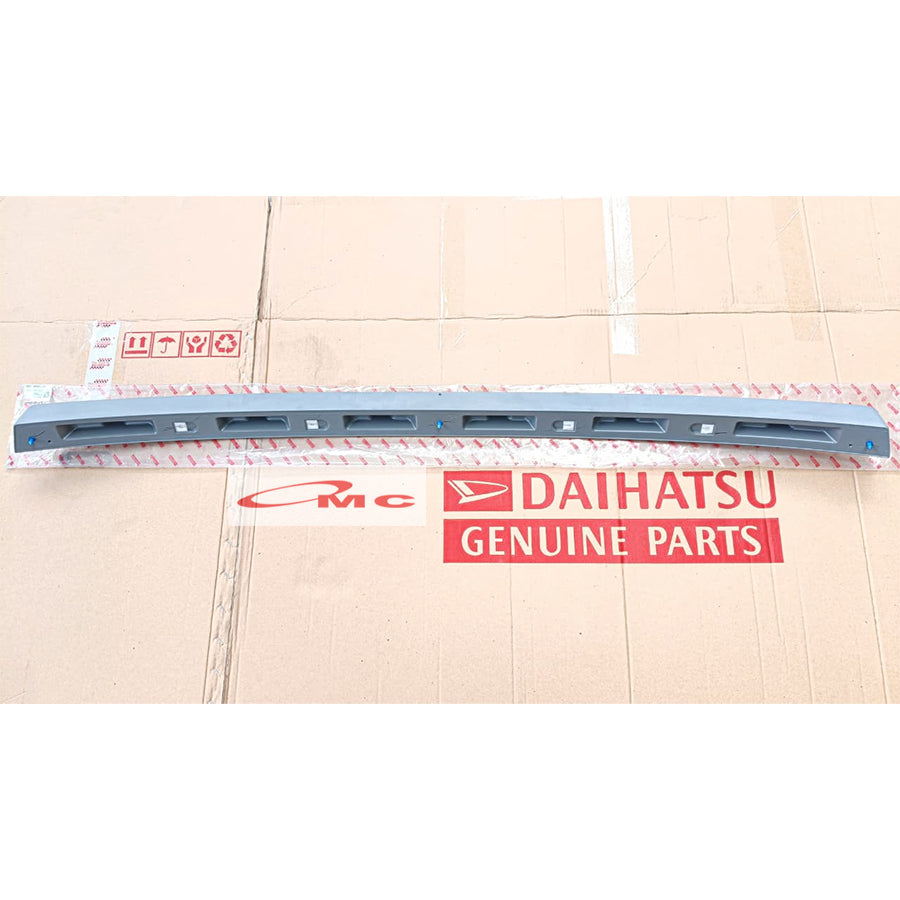 Garnish List Pintu Bagasi Daihatsu Luxio 2007-2020 Original 76803-BZ020-001 Garnis Garnish List Molding Moulding Pintu Bagasi Lis List Bagasi Hatchback Ori